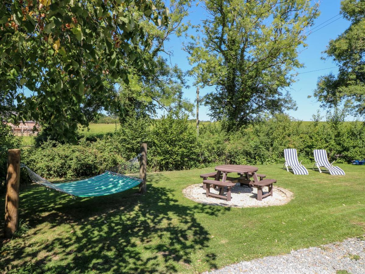 The Wood Shed, Bank Top Farm Ashbourne  Exterior photo